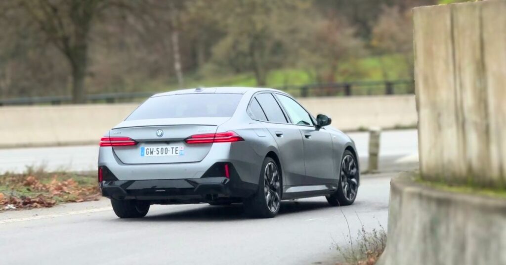 BMW 550e gris frozen métalisé