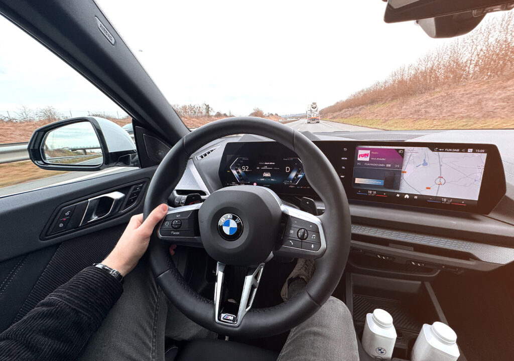 volant Bmw serie 2 gran coupe Msport interieur